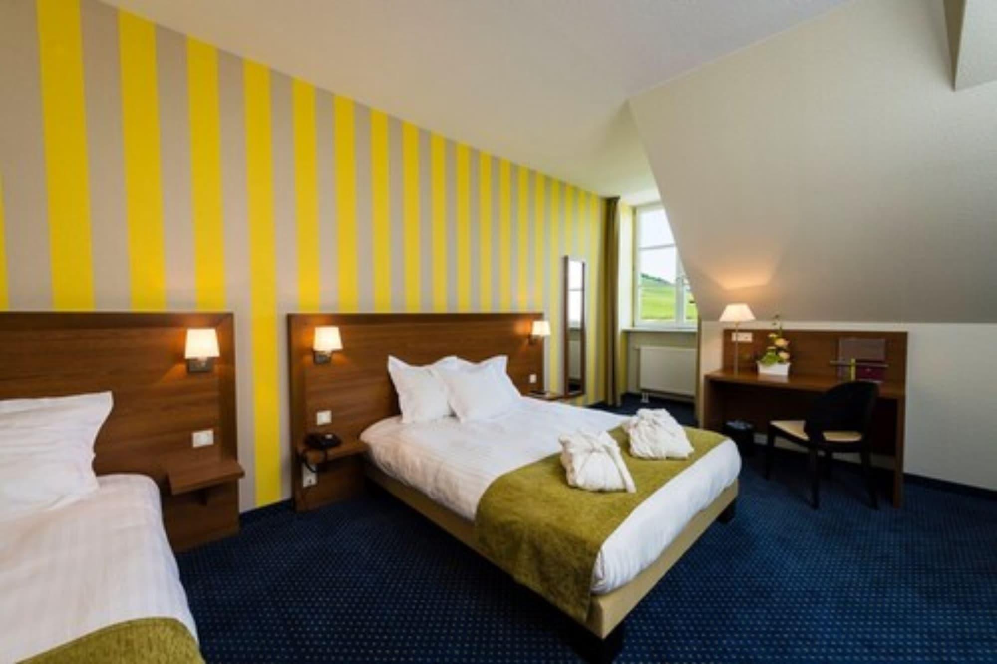 Val-vignes Colmar Haut-koenigsbourg, The Originals Relais 4* Saint-Hippolyte (Haut-Rhin)