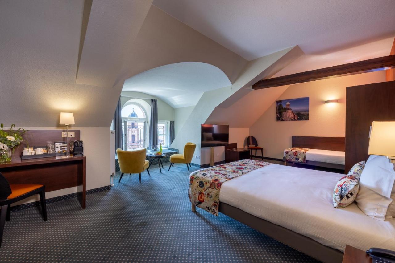 Val-vignes Colmar Haut-koenigsbourg, The Originals Relais Hotel Saint-Hippolyte (Haut-Rhin)