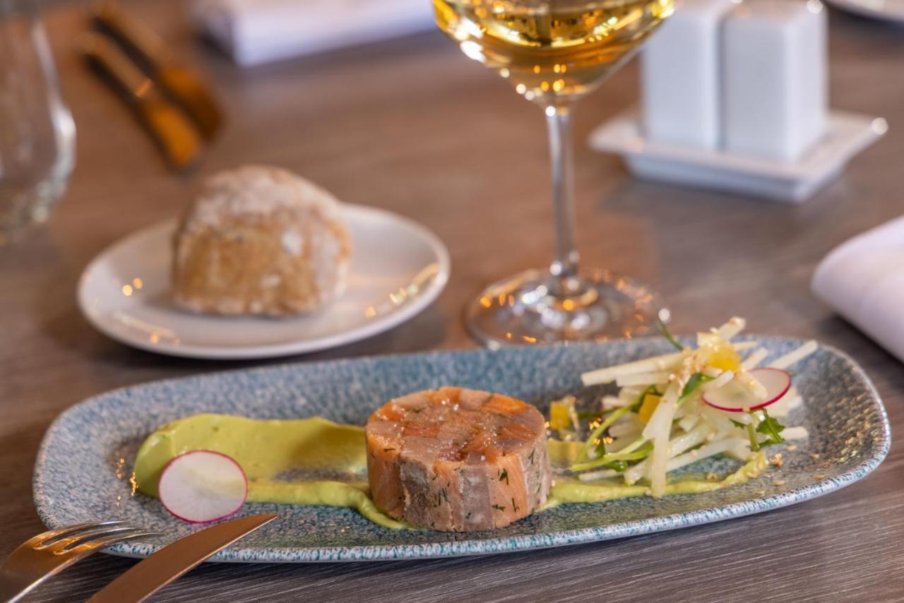 Val-vignes Colmar Haut-koenigsbourg, The Originals Relais Hotel 4*